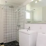 斯卡恩1号四卧室度假房屋 度假居 *